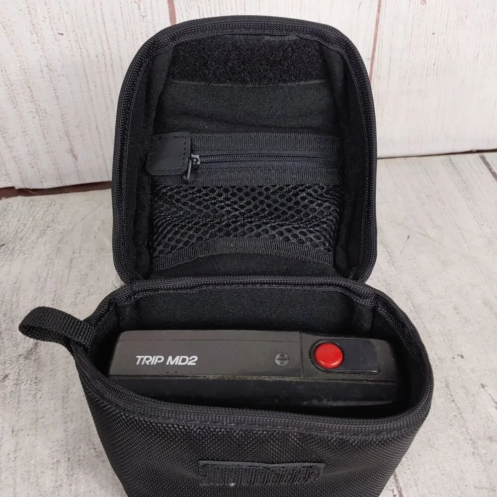 Olympus Trip MD2 Film Camera Point Shoot 35mm 1:4.5 Lens FinePix Case UNTESTED